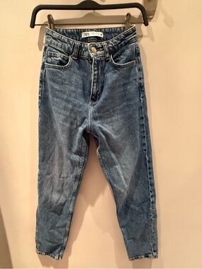 Zara Light Blue High-Waist Tapered Jeans